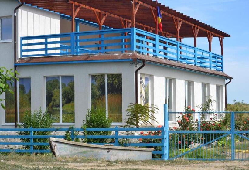 بنسيون Gorgova Inn