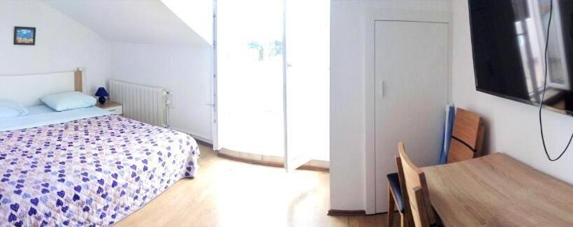 Пансион Guesthouse Cecilia