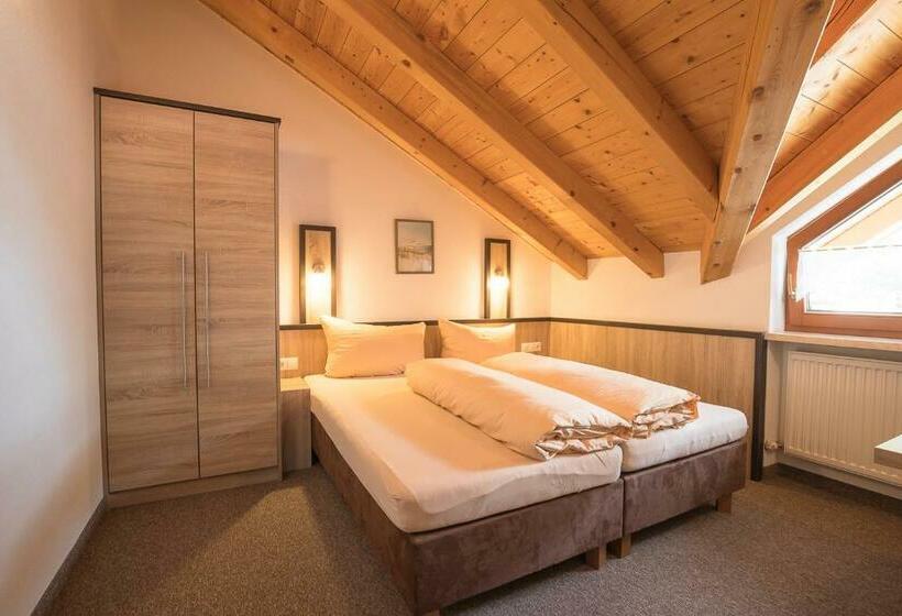 بنسيون Haus Otto Arnold