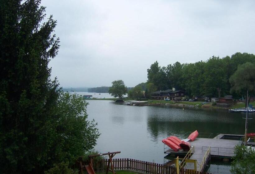 Пансион Hostinec V Zátoce