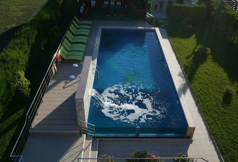 ペンション Indeep Club