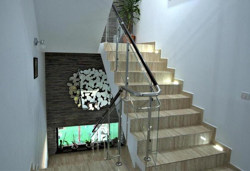 ペンション Indeep Club