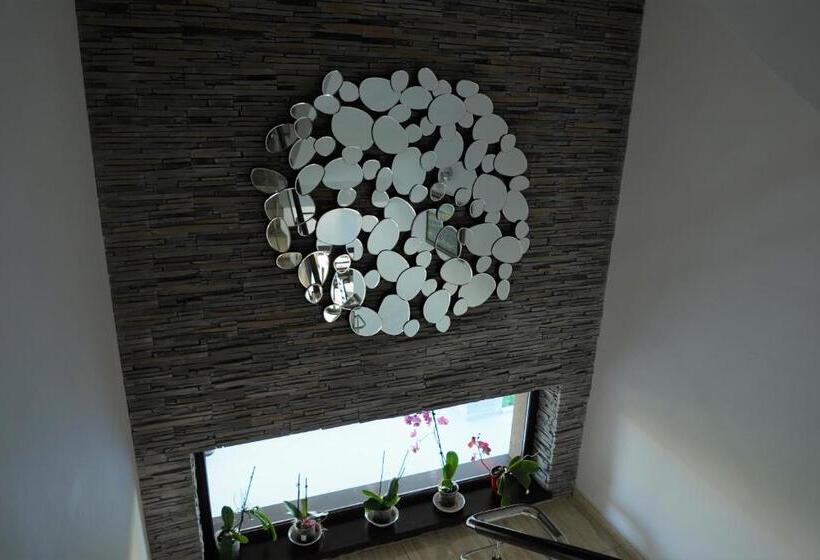 ペンション Indeep Club