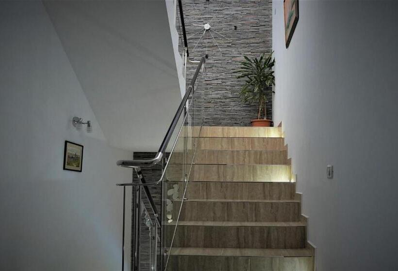 ペンション Indeep Club