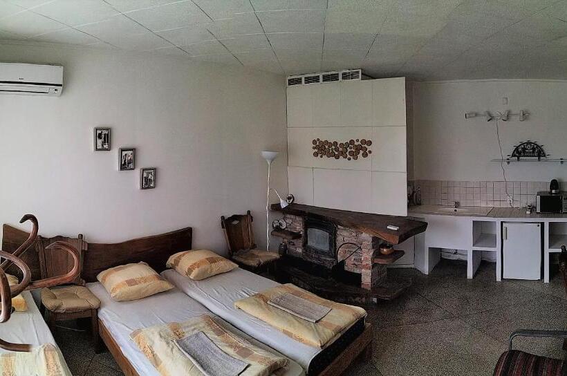 پانسیون Jurgis Guest House