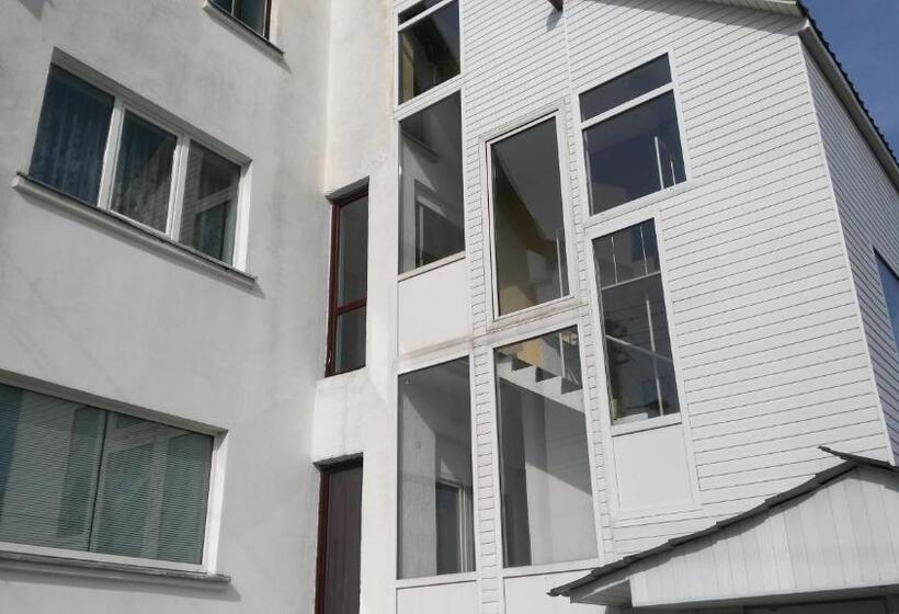 پانسیون Jurgis Guest House