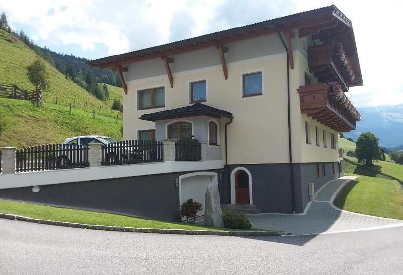 بنسيون Lackenhof