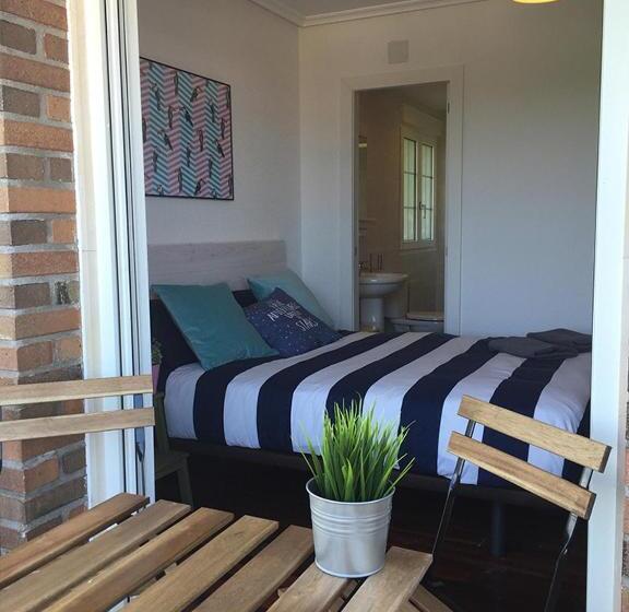 پانسیون Loredo Surf House