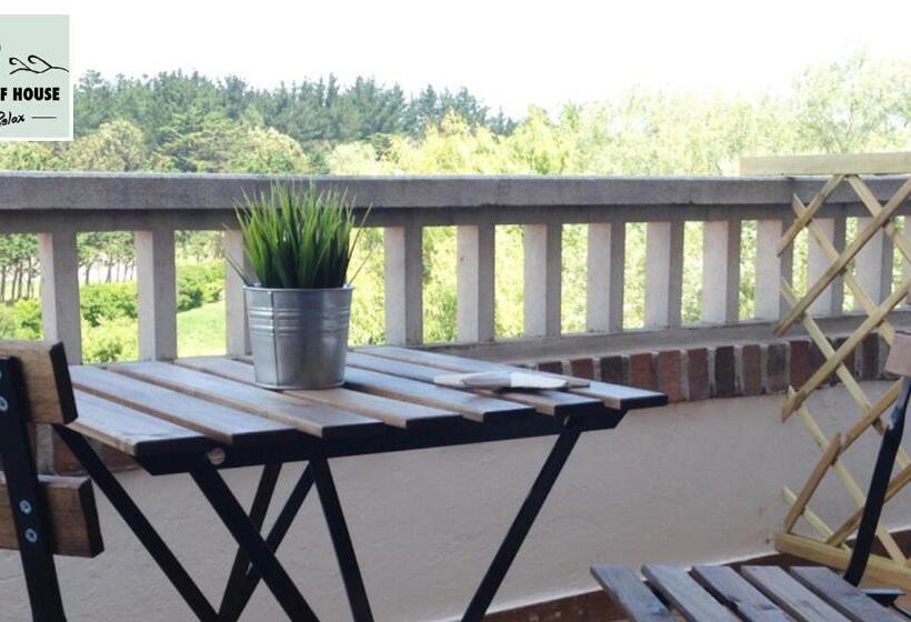 پانسیون Loredo Surf House