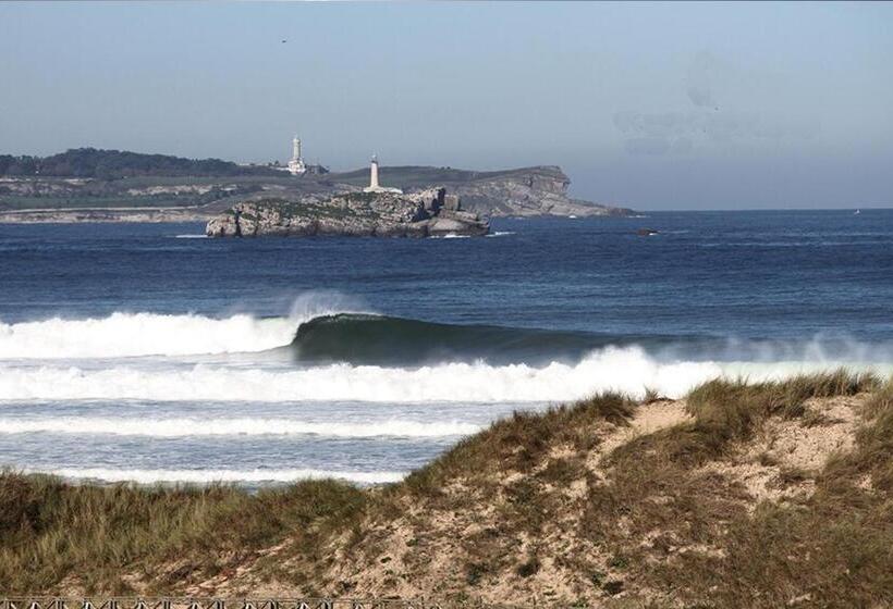 پانسیون Loredo Surf House