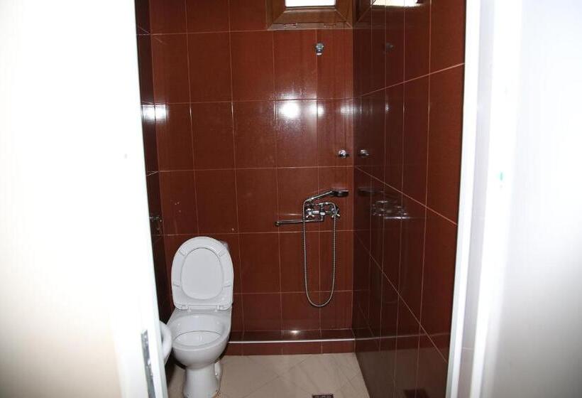 پانسیون Merabi Guest House