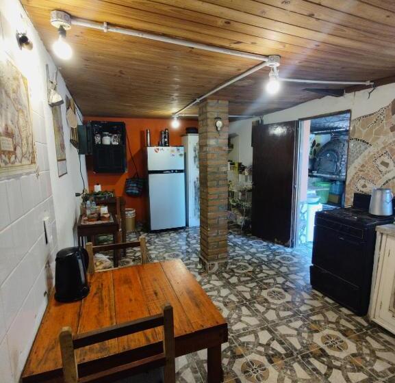 Пансион Onda Verde Hostel