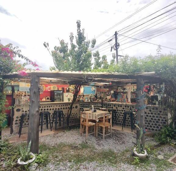 Пансион Onda Verde Hostel