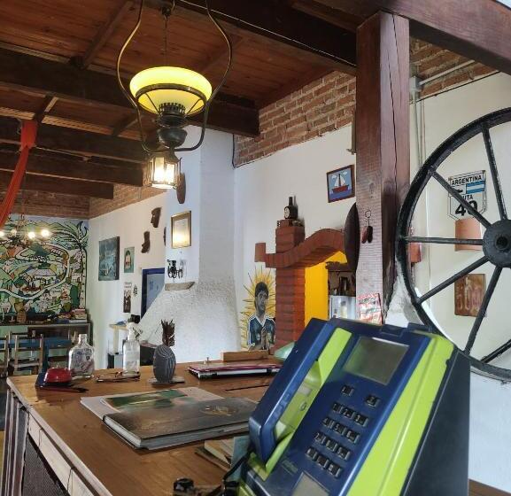 Пансион Onda Verde Hostel