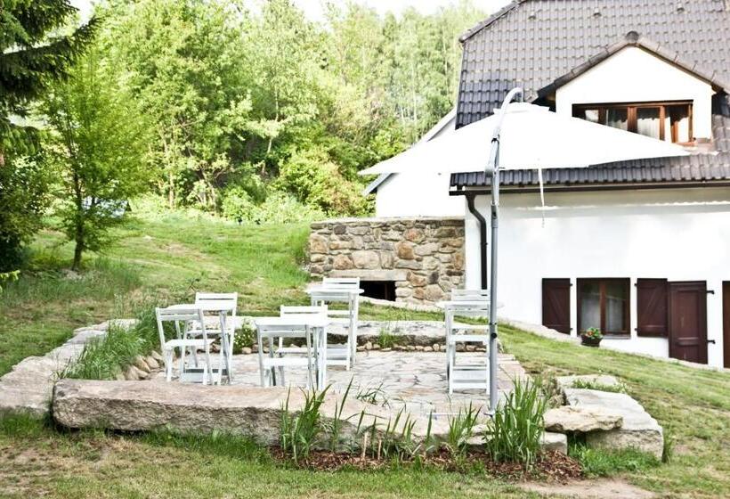 膳宿费 Penzion Albeř