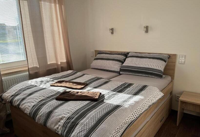 פנסיון Penzion Na Rozcestí