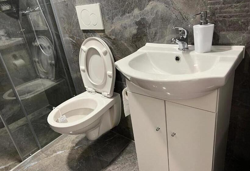 פנסיון Penzion Na Rozcestí