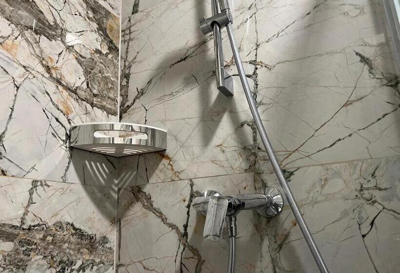 פנסיון Penzion Na Rozcestí