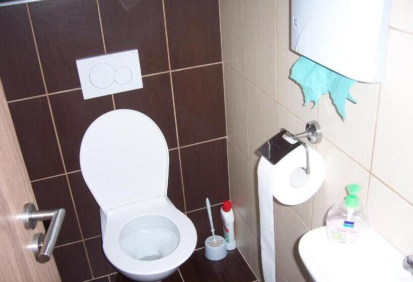 פנסיון Penzion Na Rozcestí