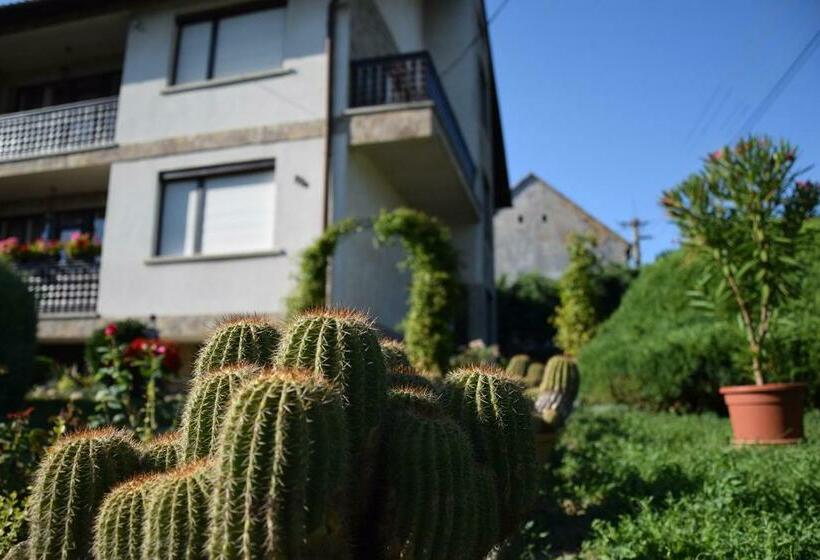 פנסיון Pesti Vendégház Zalalövő