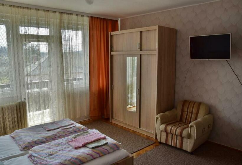 膳宿费 Pesti Vendégház Zalalövő