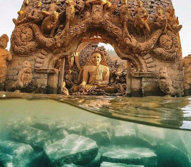 ペンション White House Hostel