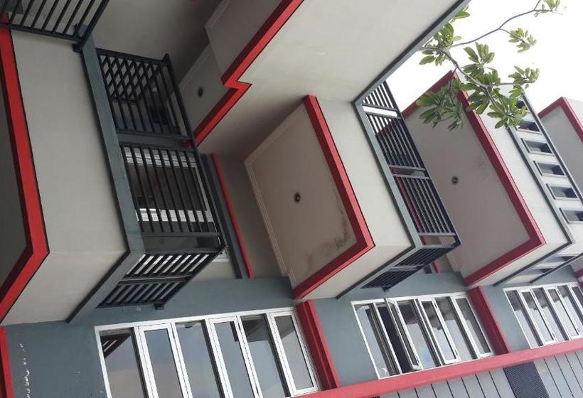 Pension Wisma Davinci Roxy