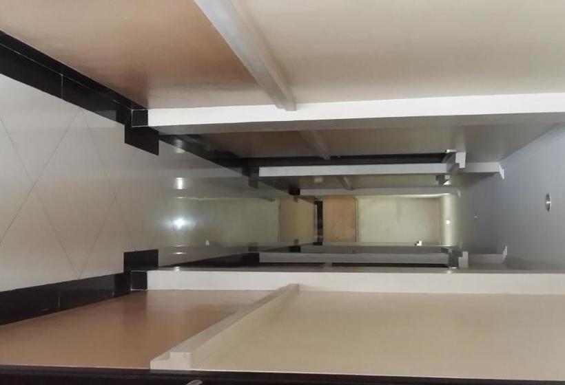 Пансион Wisma Davinci Roxy