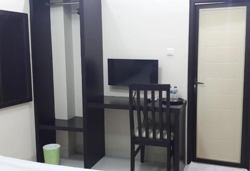 Пансион Wisma Davinci Roxy