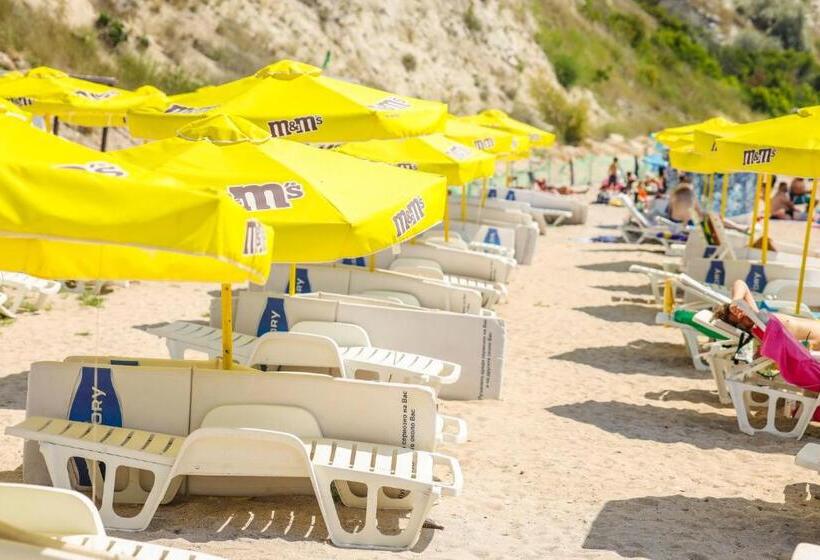 Saint George Hotel 1