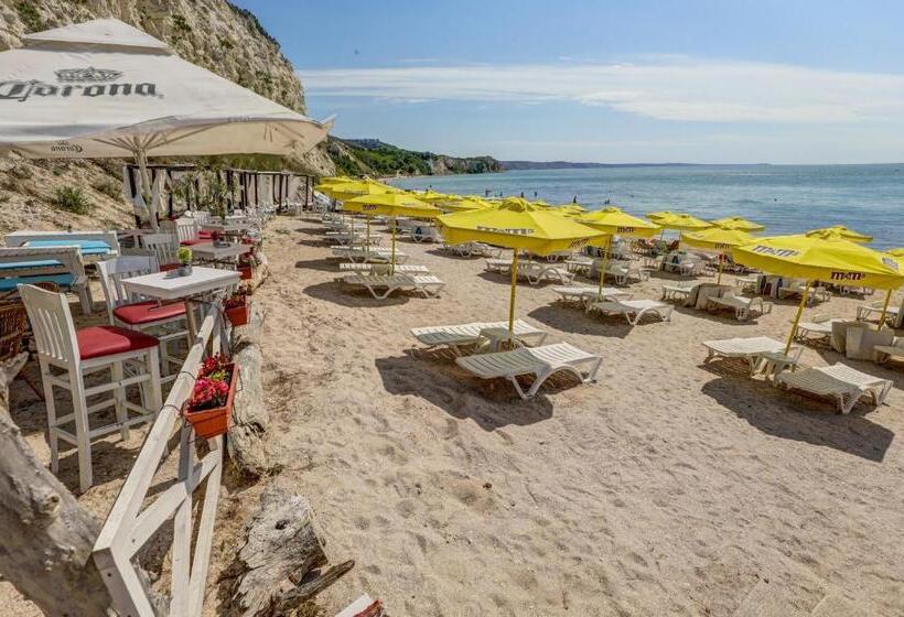 Saint George Hotel 1