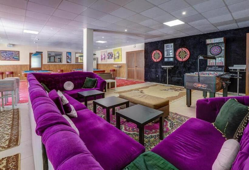 Saint George Hotel 1