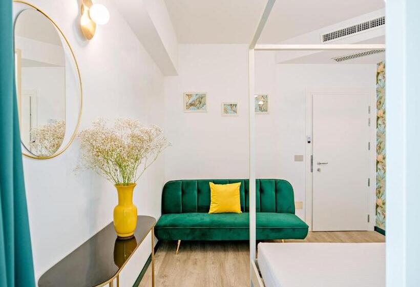 Solemare Hotel E Residence