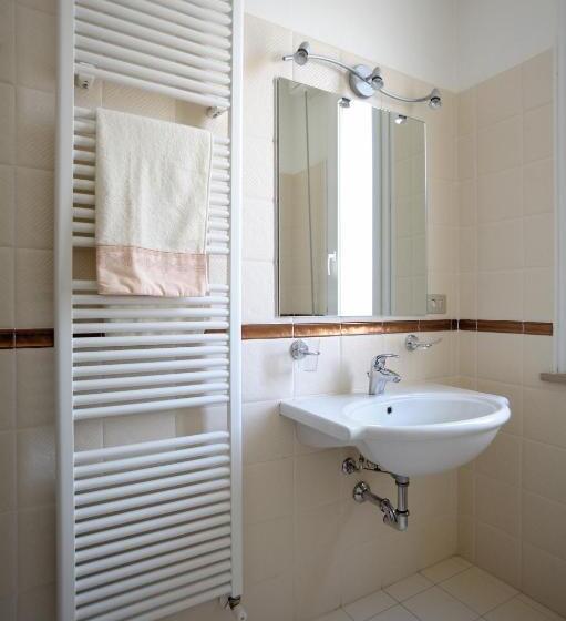 Solemare Hotel E Residence