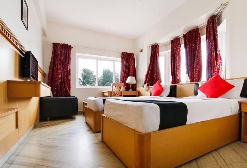 Capital O 61144 Hotel Raj