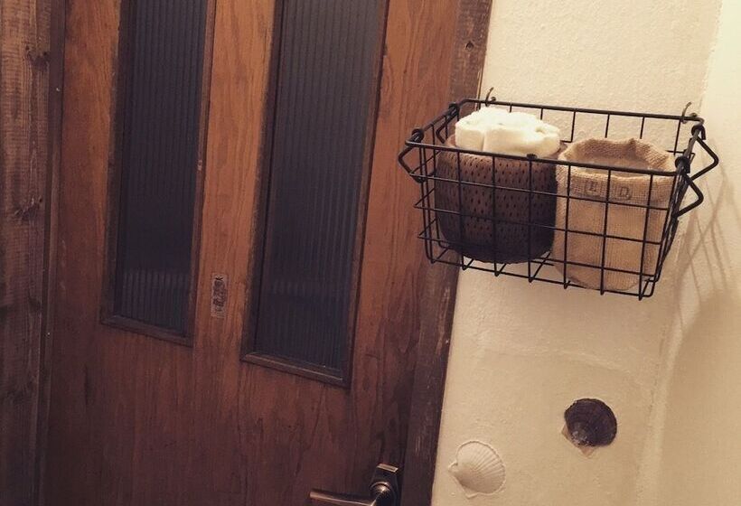 Guest House Sato Shoten   Hostel