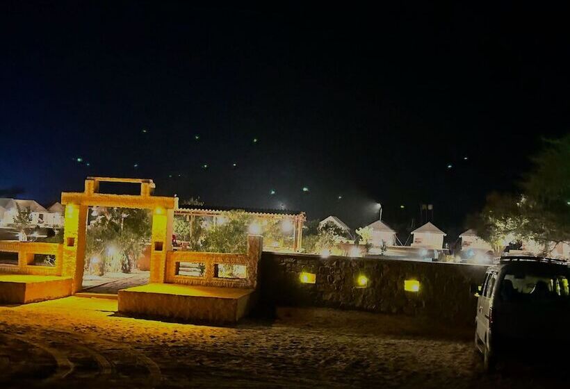 酒店 Amazing Desert Camp