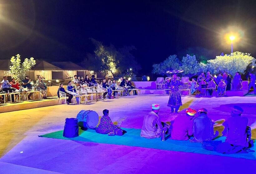 酒店 Amazing Desert Camp