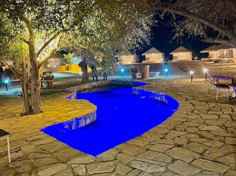 酒店 Amazing Desert Camp