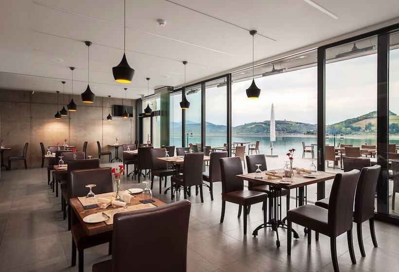 Heron Live Hotel Marina & Spa