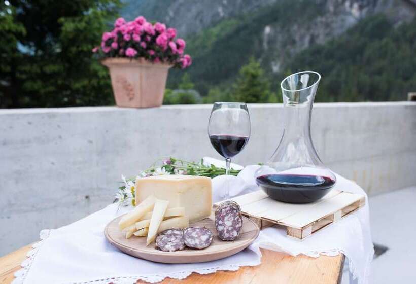 هتل House Dormica