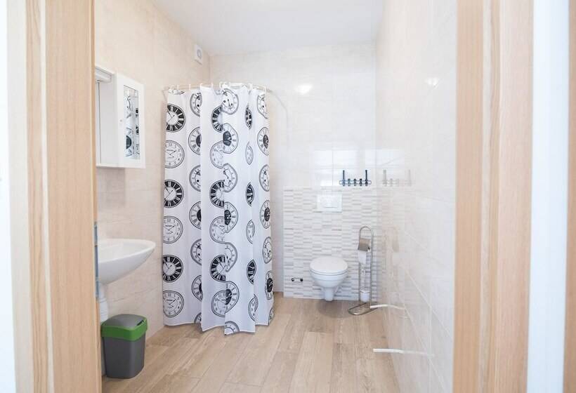 هتل House Dormica