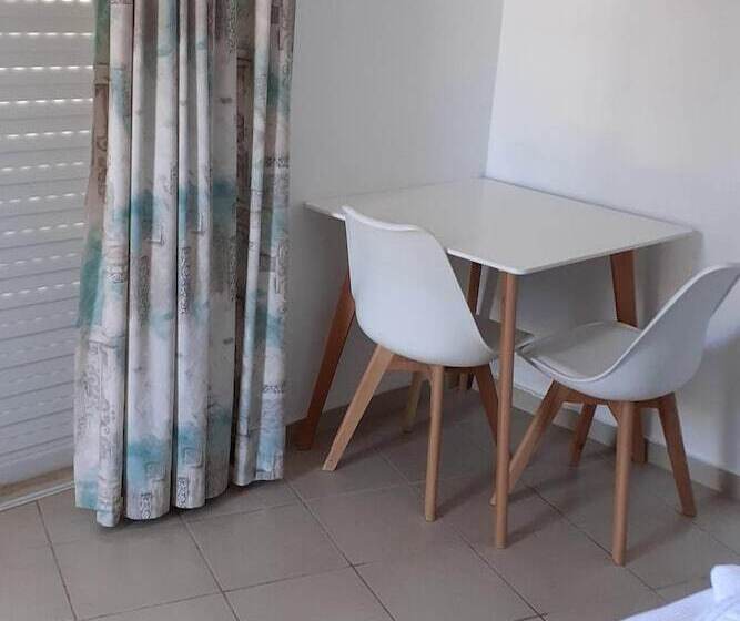 בית מלון כפרי Nikolaki Rooms