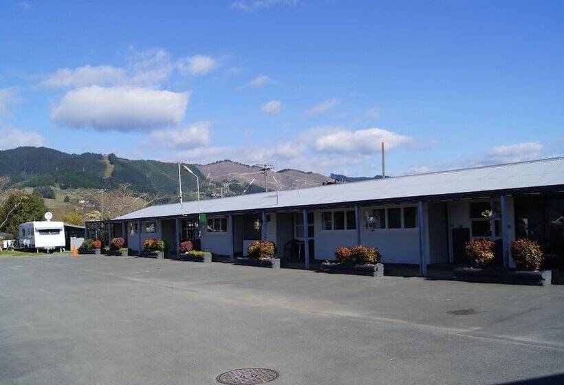 Отель Richmond Holiday Park