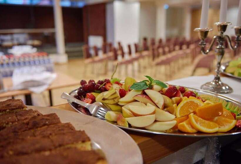 هتل Slobrua Gjestegård