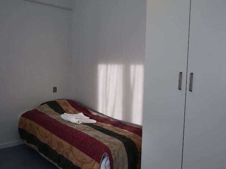 هتل Sulisartut Højskoliat