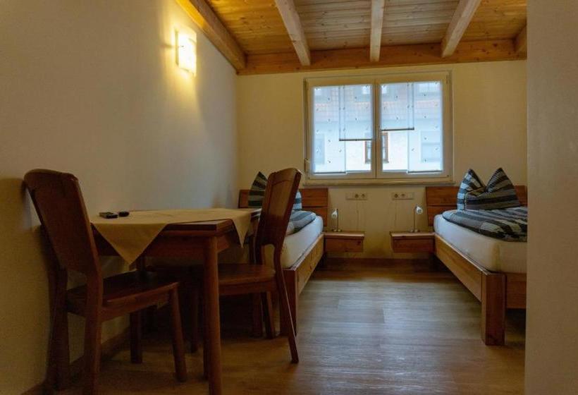 Пансион Gästehaus Familie John