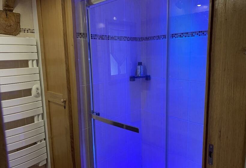 펜션 Le Clos Des Tilleuls D Day Home, Chambres D Hôtes, Suite Avec Sauna Privatif, Suite Avec Balnéothéra