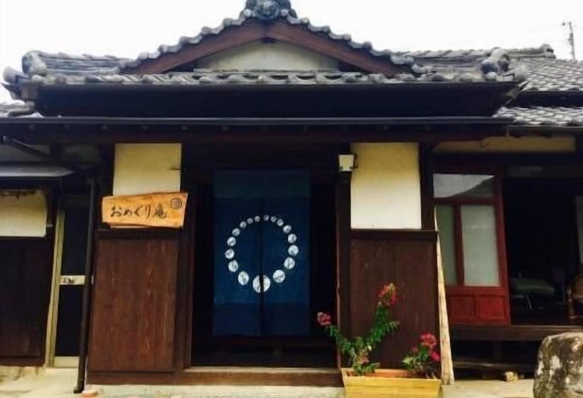 פנסיון Omeguri An