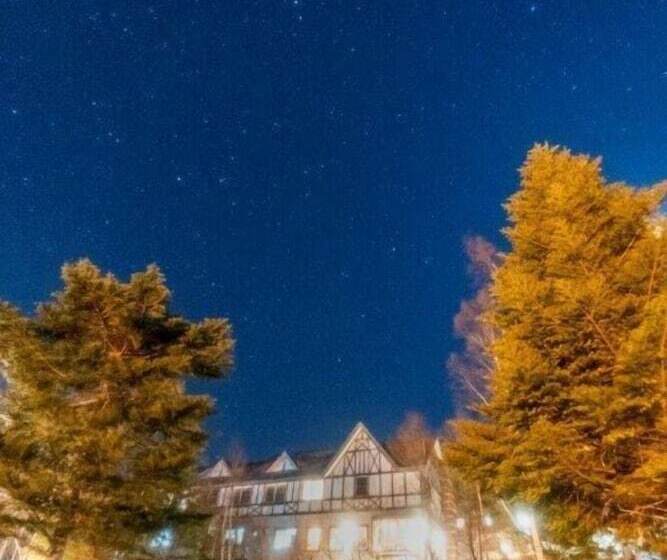 بنسيون Resort Inn Bon Chic